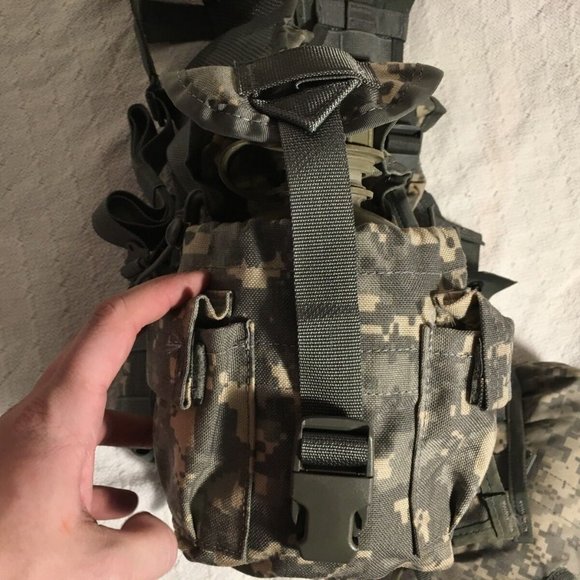 MOLLE II ACU FLC TACTICAL FIGHTING LOAD CARRIER VEST CHEST RIG & POUCHES JJ 951 - Picture 5 of 13